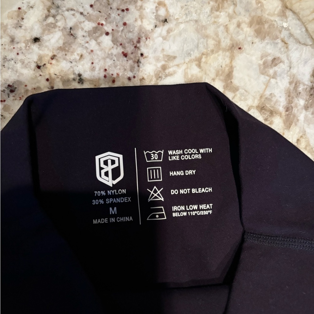 Black Medium Born Primitive tights